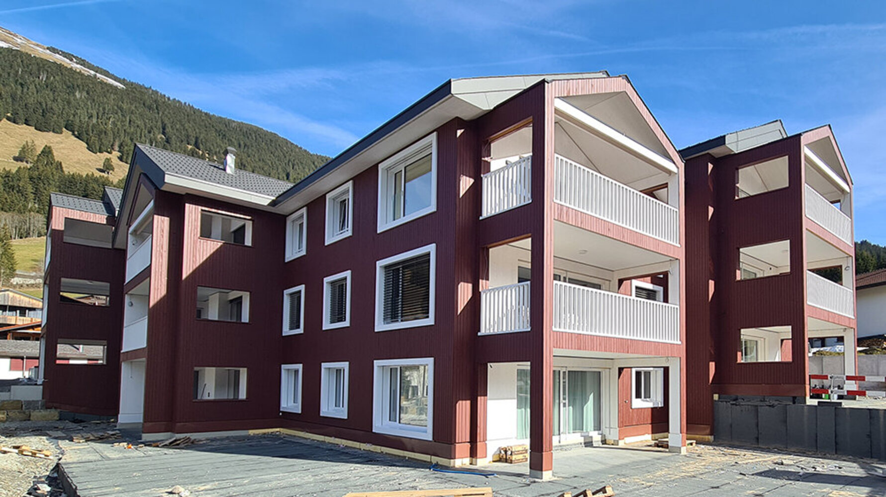 Neues Mehrfamilienhaus in Sörenberg